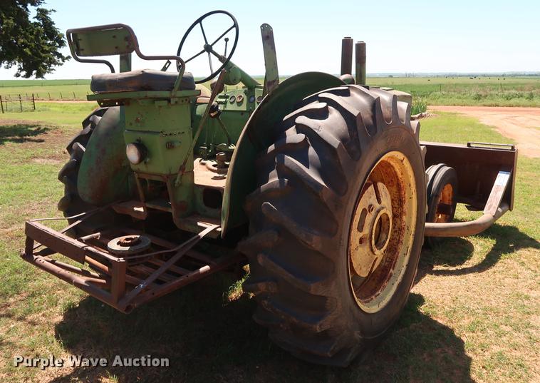 image for item DF4423 1954 John Deere R tractor