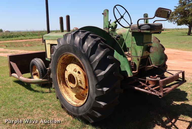 image for item DF4423 1954 John Deere R tractor