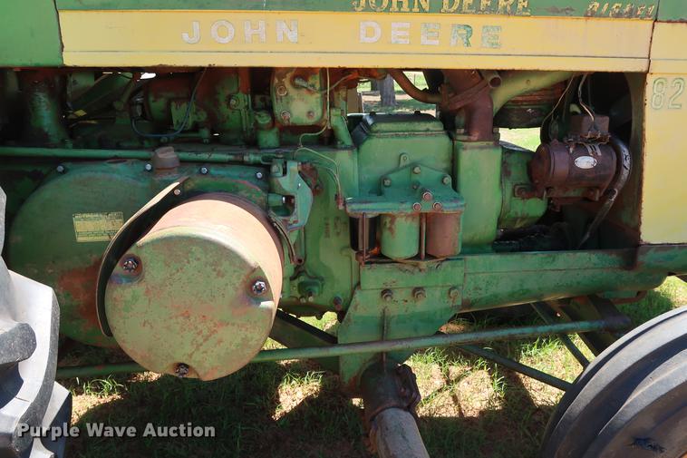 image for item DF4423 1954 John Deere R tractor