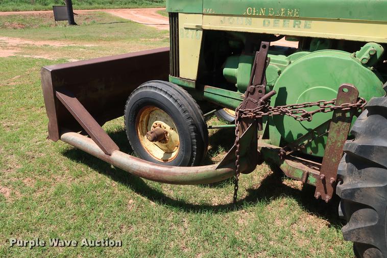 image for item DF4423 1954 John Deere R tractor