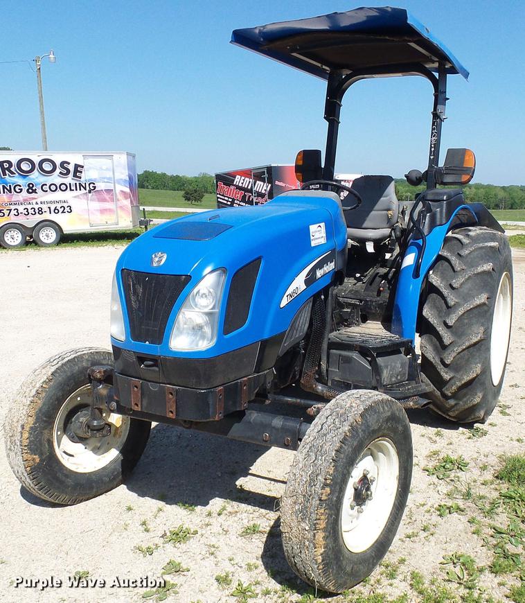 image for item DF7292 2004 New Holland TN60A tractor