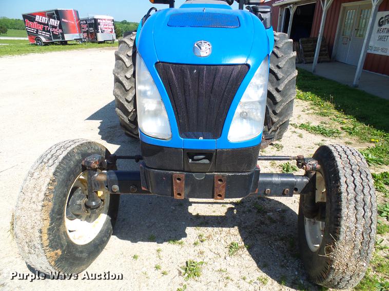 image for item DF7292 2004 New Holland TN60A tractor