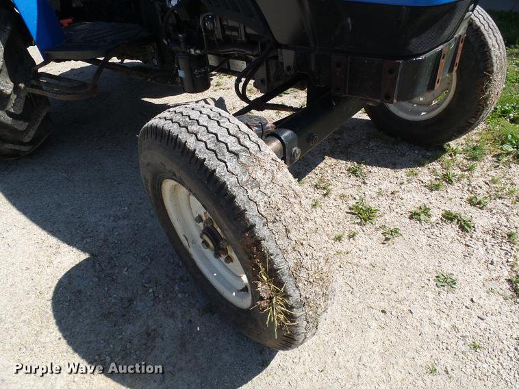 image for item DF7292 2004 New Holland TN60A tractor