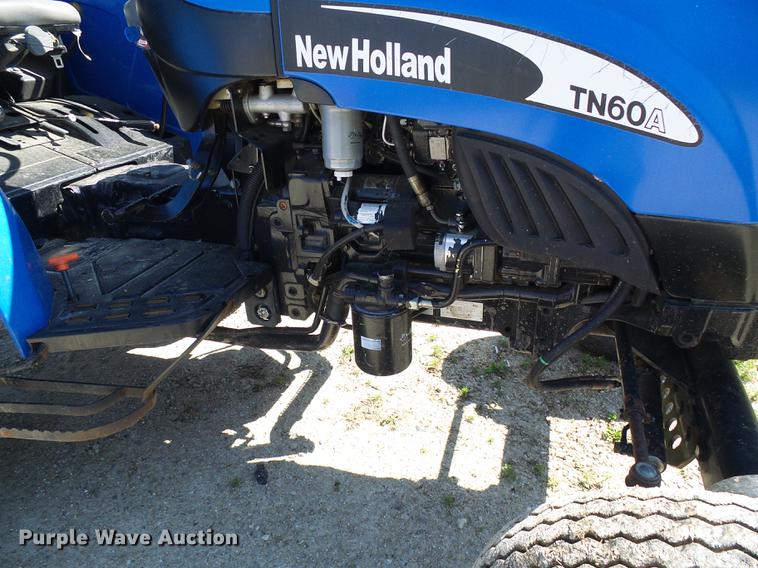image for item DF7292 2004 New Holland TN60A tractor