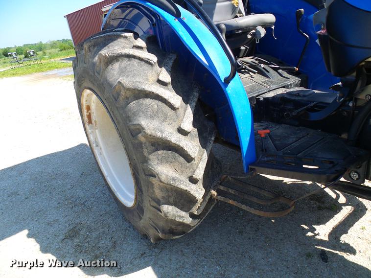 image for item DF7292 2004 New Holland TN60A tractor