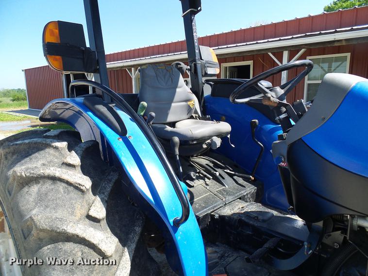 image for item DF7292 2004 New Holland TN60A tractor