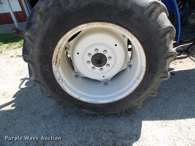 image for item DF7292 2004 New Holland TN60A tractor