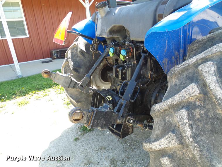 image for item DF7292 2004 New Holland TN60A tractor