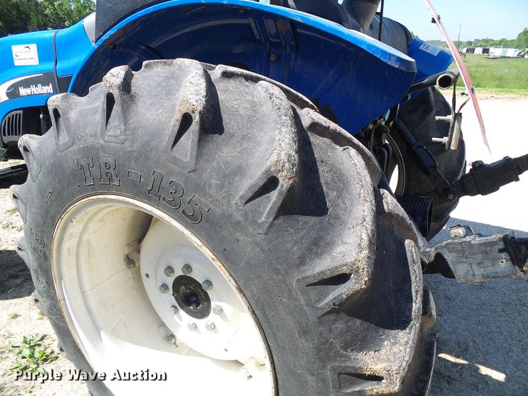 image for item DF7292 2004 New Holland TN60A tractor