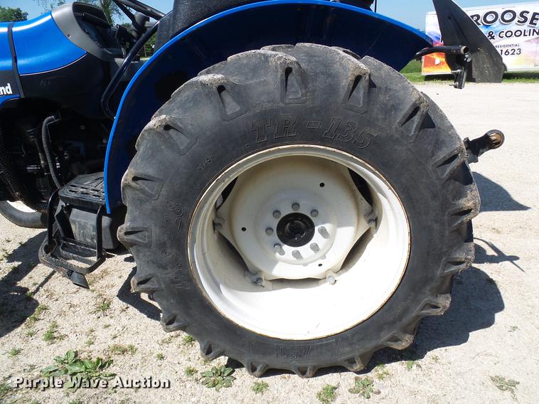 image for item DF7292 2004 New Holland TN60A tractor