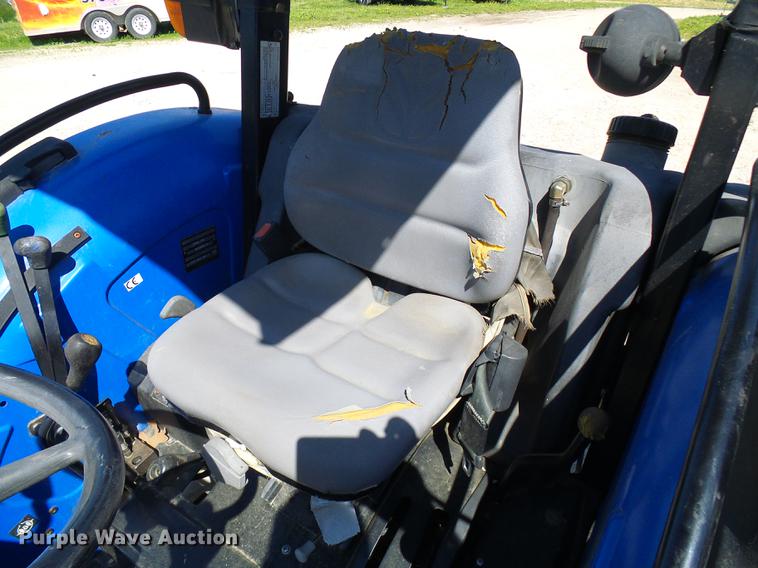 image for item DF7292 2004 New Holland TN60A tractor