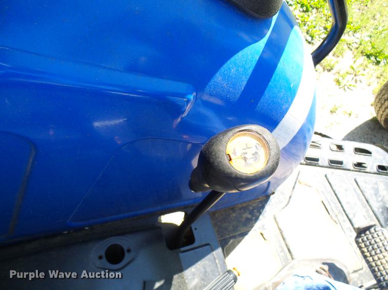 image for item DF7292 2004 New Holland TN60A tractor
