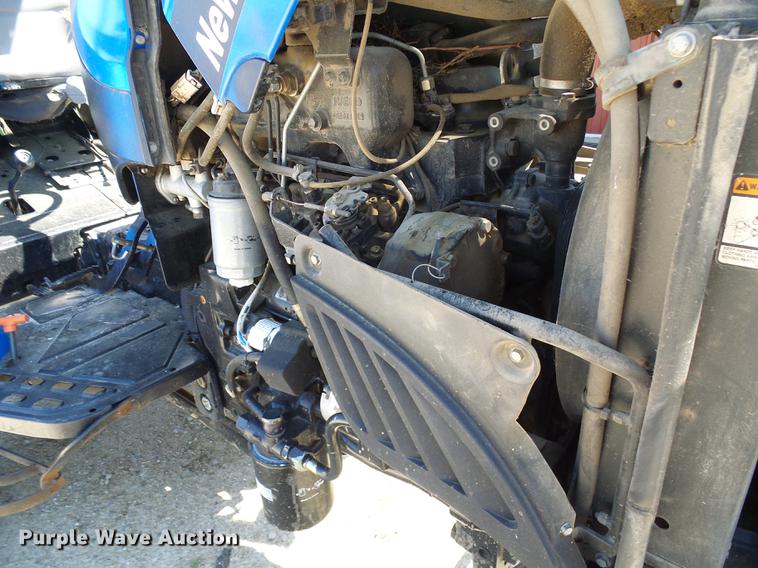 image for item DF7292 2004 New Holland TN60A tractor