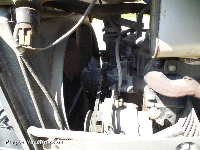 image for item DF7292 2004 New Holland TN60A tractor