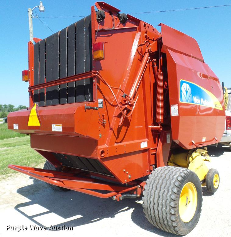 image for item DF7293 2008 New Holland BR7090 round baler