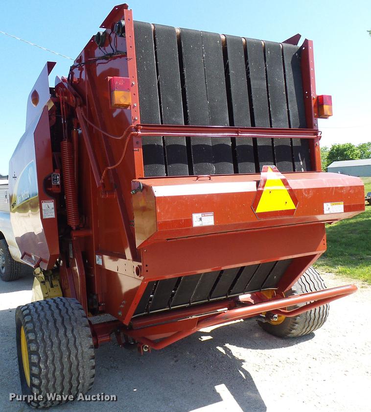 image for item DF7293 2008 New Holland BR7090 round baler