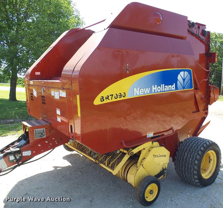 image for item DF7293 2008 New Holland BR7090 round baler