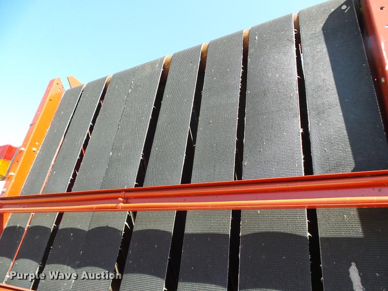 image for item DF7293 2008 New Holland BR7090 round baler