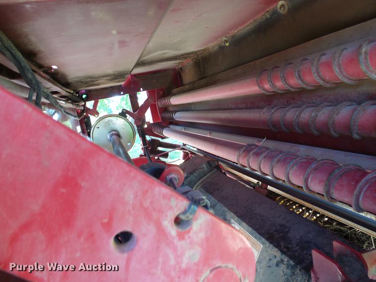 image for item DF7293 2008 New Holland BR7090 round baler