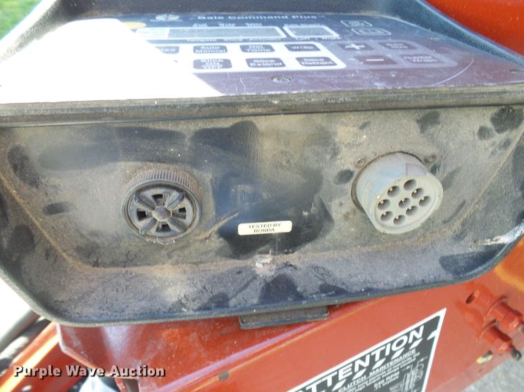 image for item DF7293 2008 New Holland BR7090 round baler