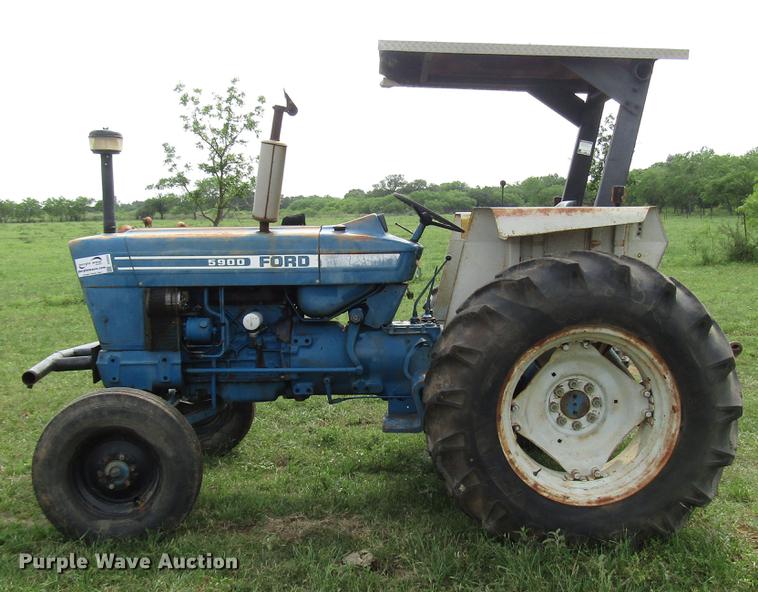 image for item DF8049 1987 Ford 5900 tractor