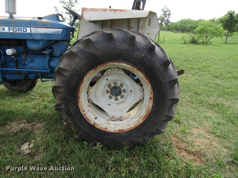 image for item DF8049 1987 Ford 5900 tractor