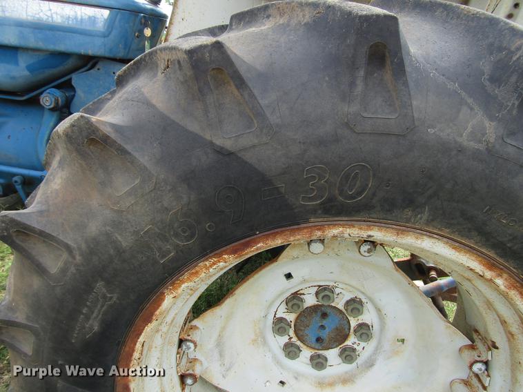 image for item DF8049 1987 Ford 5900 tractor