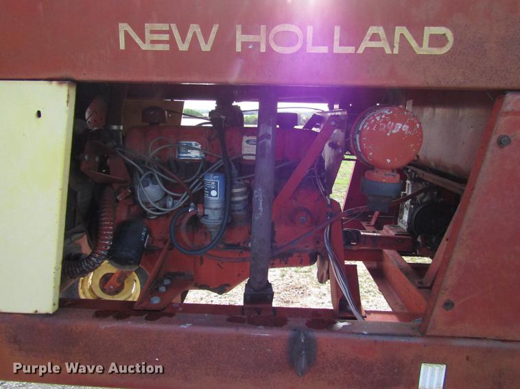 image for item DF8055 New Holland 910 windrower