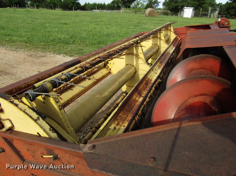 image for item DF8055 New Holland 910 windrower