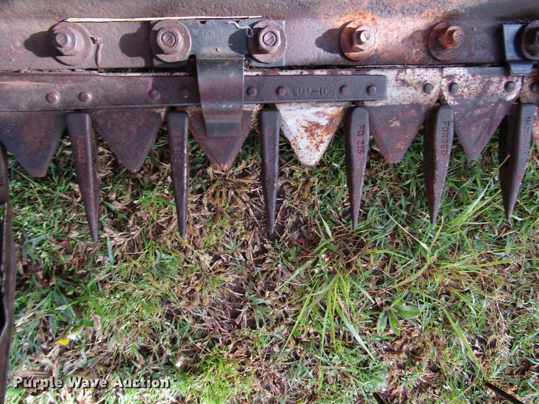 image for item DF8055 New Holland 910 windrower