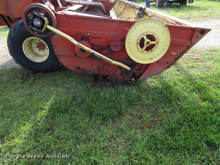 image for item DF8055 New Holland 910 windrower