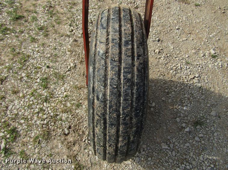 image for item DF8055 New Holland 910 windrower