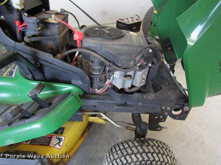 image for item DF8080 2007 John Deere X300 lawn mower