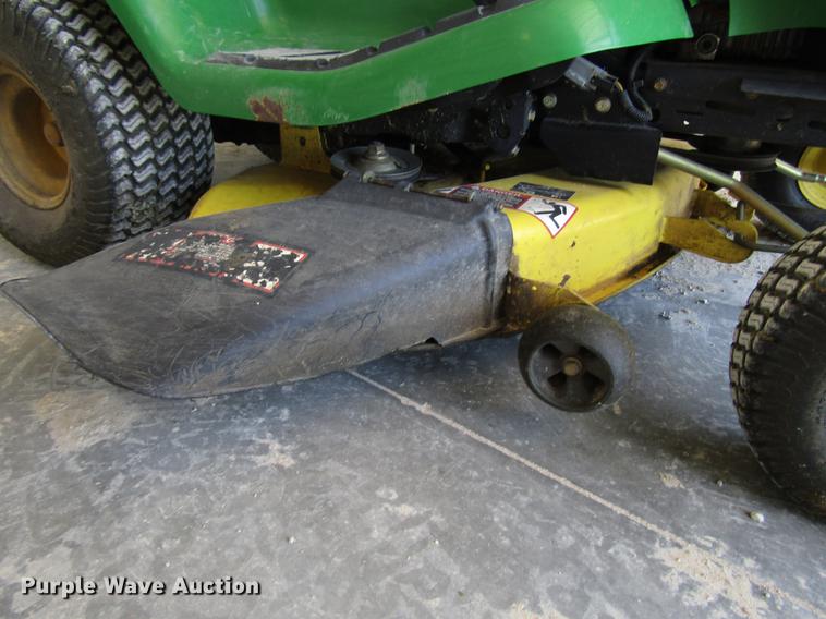 image for item DF8080 2007 John Deere X300 lawn mower