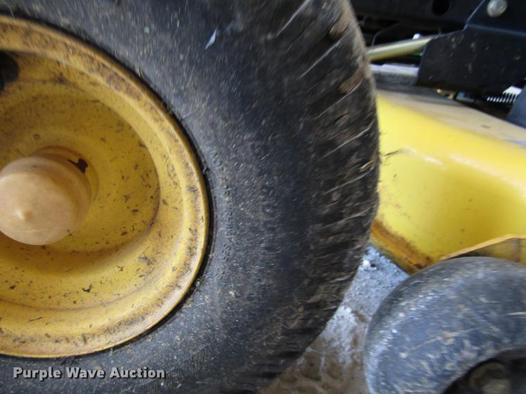 image for item DF8080 2007 John Deere X300 lawn mower