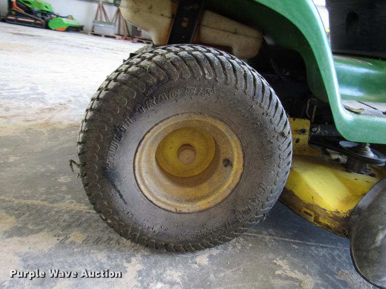 image for item DF8080 2007 John Deere X300 lawn mower