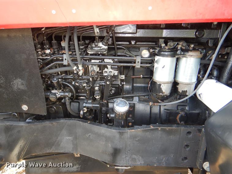 image for item DG1061 2002 Massey-Ferguson 8250 MFWD tractor