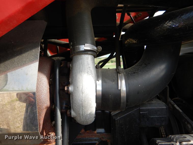 image for item DG1061 2002 Massey-Ferguson 8250 MFWD tractor