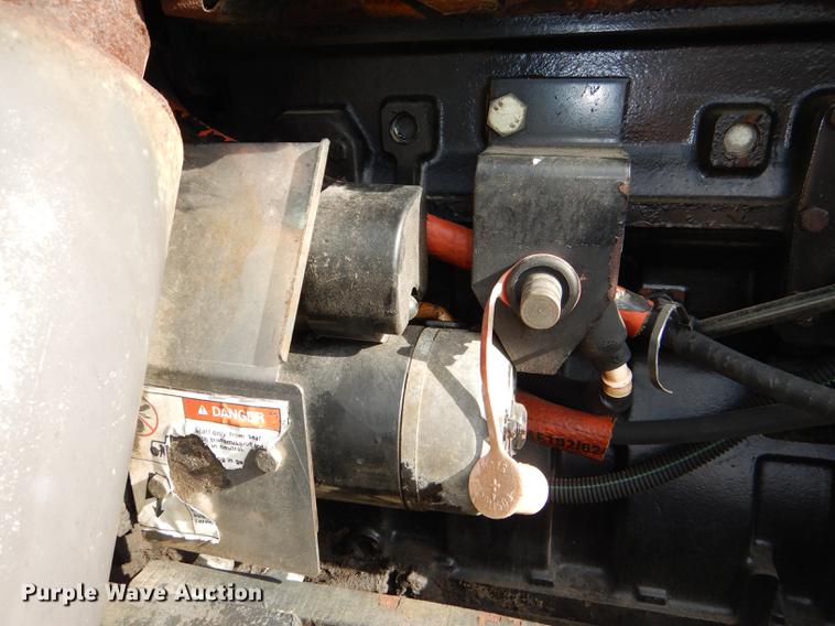 image for item DG1061 2002 Massey-Ferguson 8250 MFWD tractor