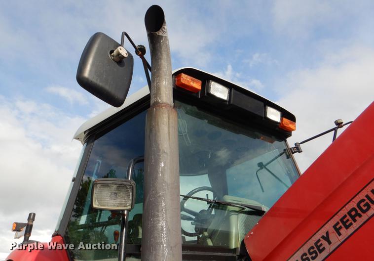 image for item DG1061 2002 Massey-Ferguson 8250 MFWD tractor