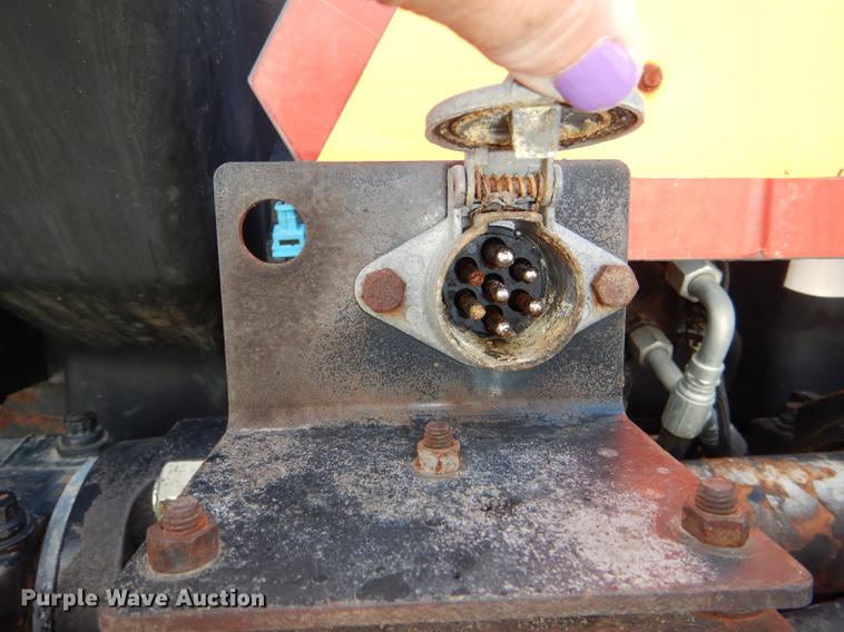 image for item DG1061 2002 Massey-Ferguson 8250 MFWD tractor