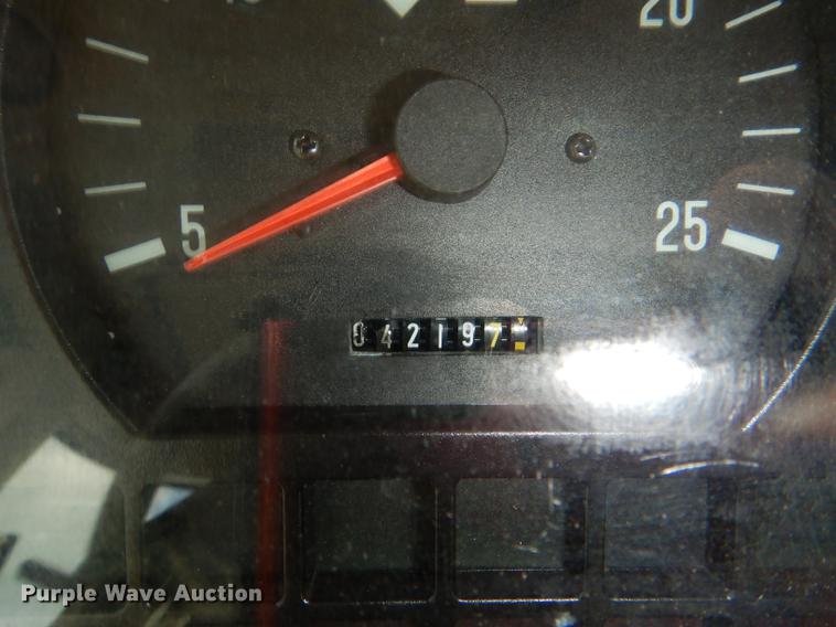 image for item DG1061 2002 Massey-Ferguson 8250 MFWD tractor