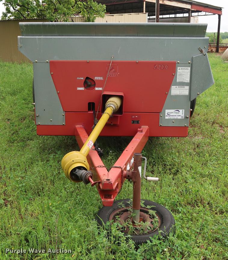 image for item DG3438 2005 Hesston S390 manure spreader