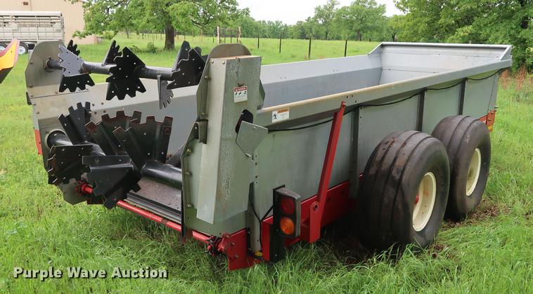 image for item DG3438 2005 Hesston S390 manure spreader