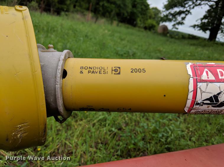 image for item DG3438 2005 Hesston S390 manure spreader