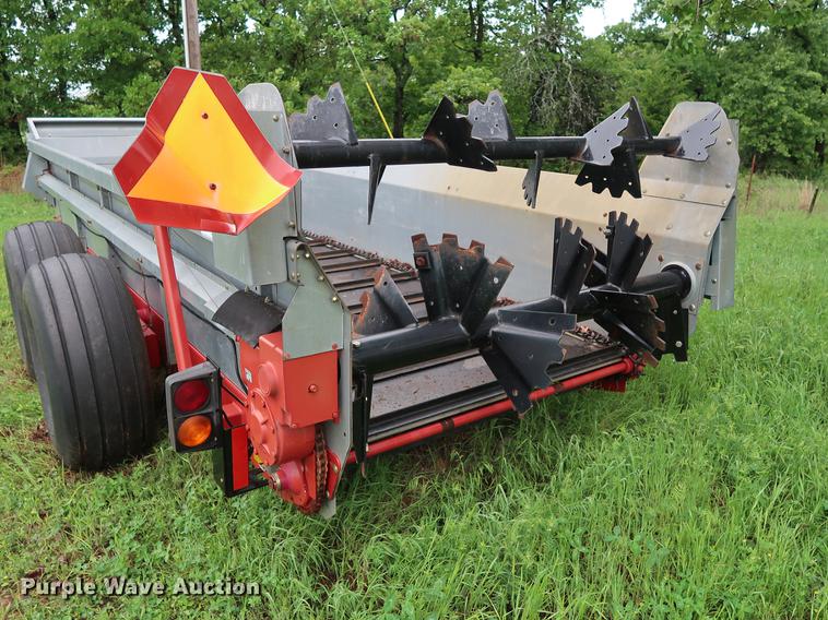 image for item DG3438 2005 Hesston S390 manure spreader