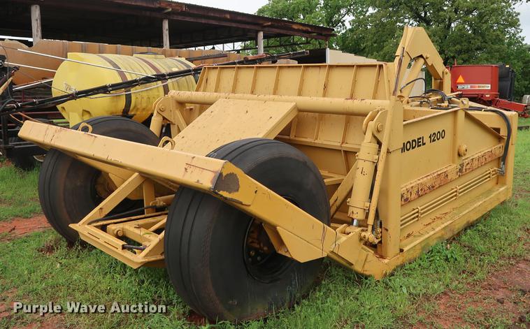 image for item DG3439 Holcomb 1200 scraper