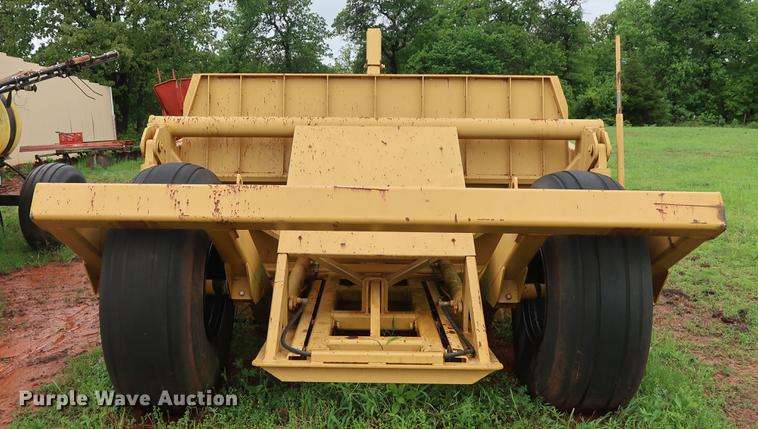 image for item DG3439 Holcomb 1200 scraper