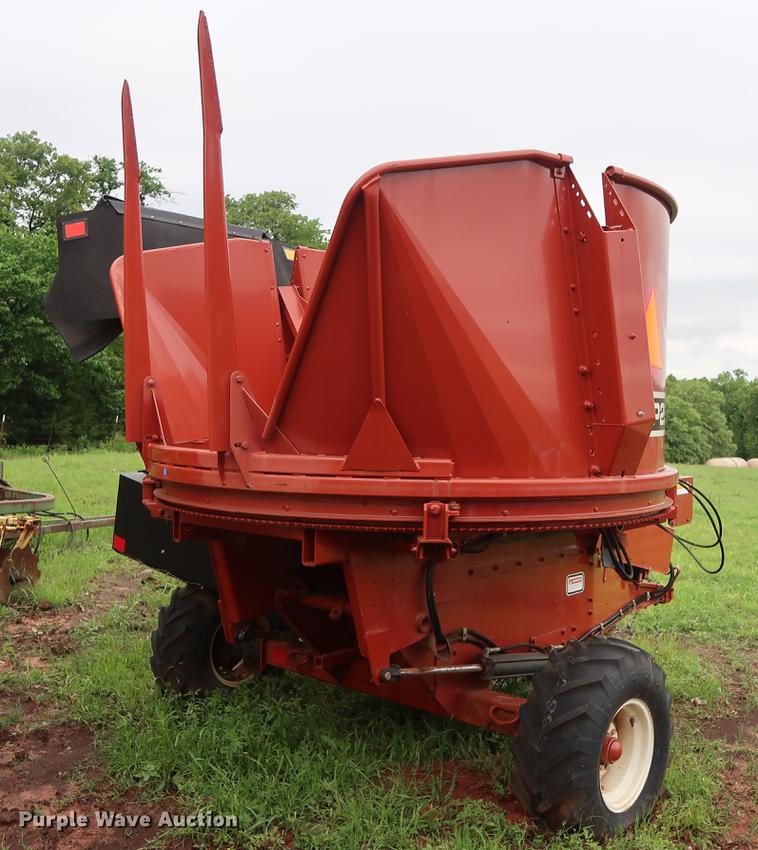 image for item DG3441 Hesston BP25 bale processor