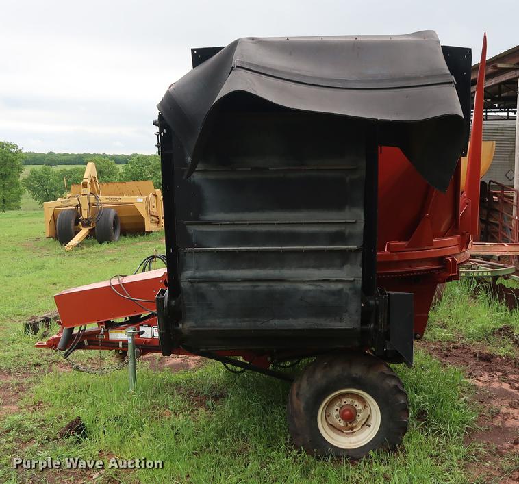 image for item DG3441 Hesston BP25 bale processor